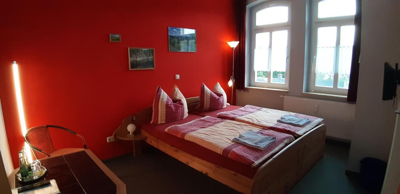 Gasthof zum alten Schulmeister Harra Exterior foto