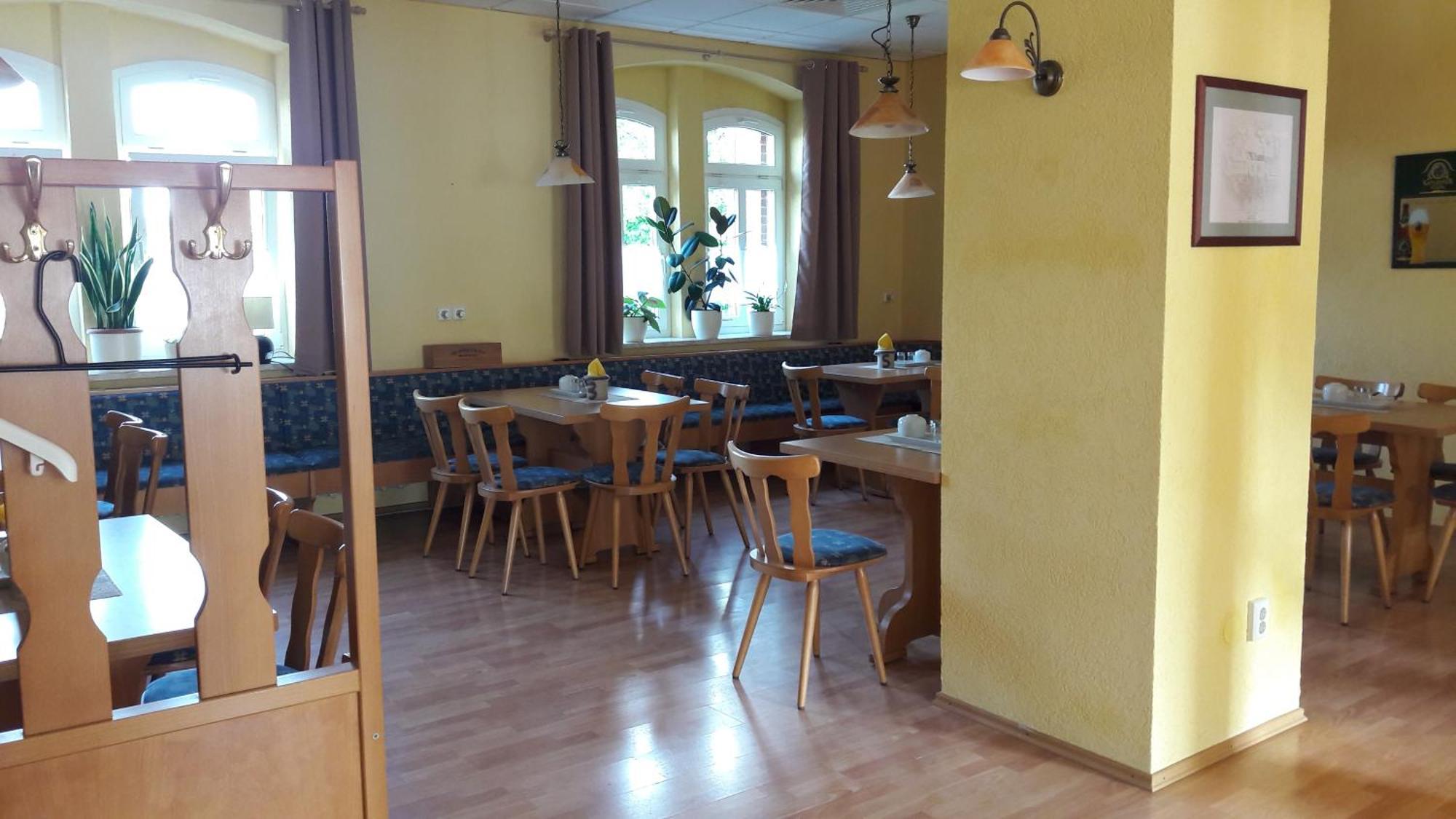 Gasthof zum alten Schulmeister Harra Exterior foto