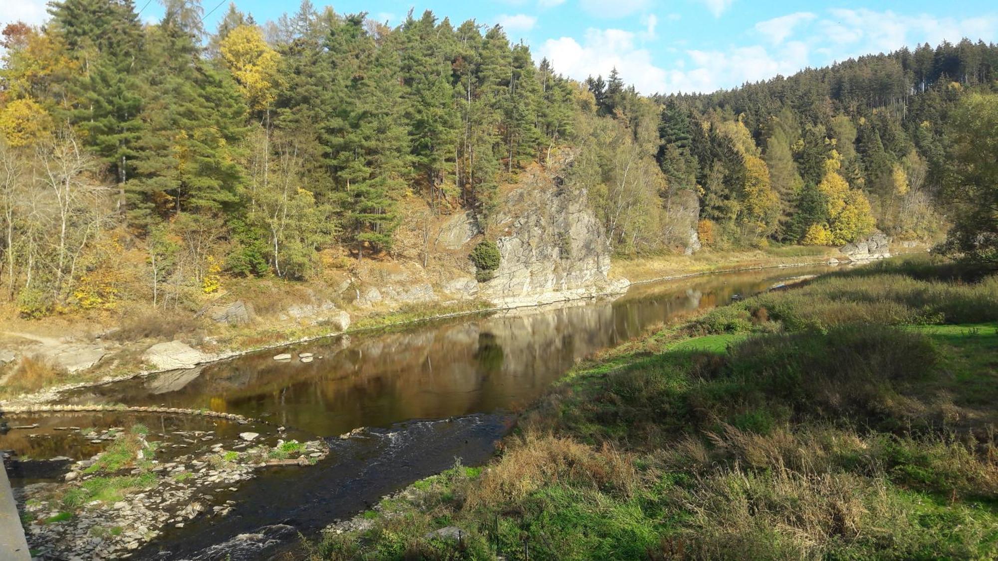 Gasthof zum alten Schulmeister Harra Exterior foto